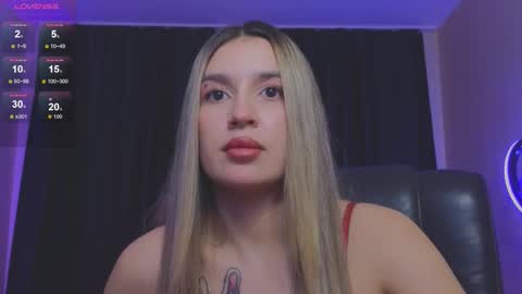 Snapshot of roxychilli chatting on October 26, 8:48 pm Roxy online show from October 26, 8:48 pm