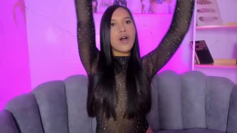 Snapshot of roxyross01 chatting on September 29, 2:00 pm Roxy online show from September 29, 2:00 pm