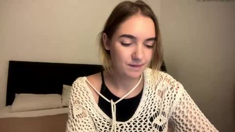 Roxy online show from April 29, 1:48 pm