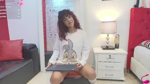Snapshot of roy_luna chatting on February 15, 4:45 pm Roy Luna online show from February 15, 4:45 pm