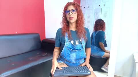 Snapshot of roy_luna chatting on September 9, 1:10 pm Roy Luna online show from September 9, 1:10 pm