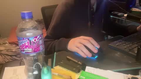 Snapshot of royalty13m chatting on October 21, 9:26 pm Royalty13m online show from October 21, 9:26 pm