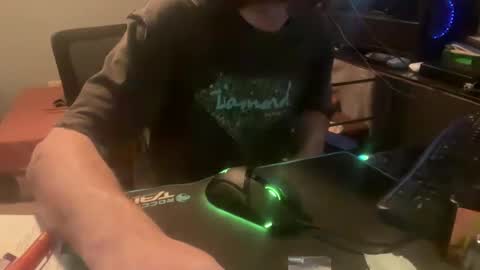 Snapshot of royalty13m chatting on November 1, 12:34 am Royalty13m online show from November 1, 12:34 am