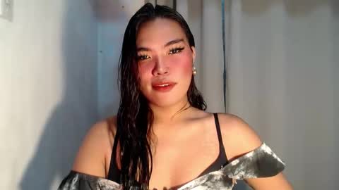 royaltymarcela6969 online show from February 19, 10:06 pm