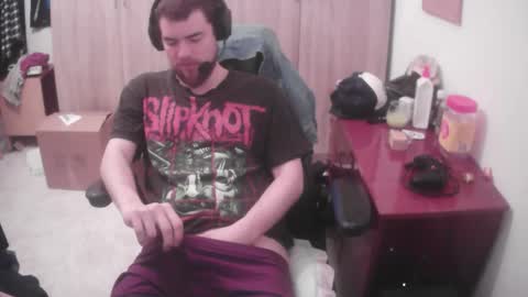 royer04 online show from February 17, 3:36 am