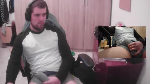 royer04 online show from February 20, 9:59 pm