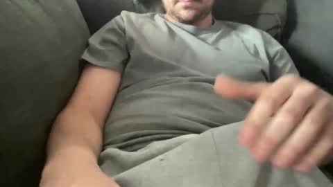 Snapshot of roythegil chatting on November 27, 6:54 pm roythegil online show from November 27, 6:54 pm