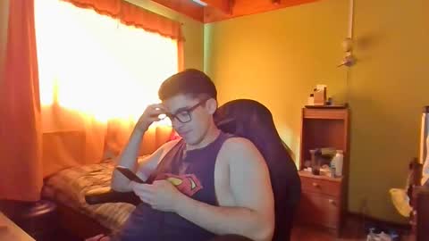 Snapshot of rpaulo25 chatting on February 1, 8:58 pm rpaulo25 online show from February 1, 8:58 pm