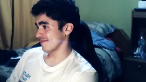 Snapshot of rpaulo25 chatting on October 3, 2:41 am rpaulo25 online show from October 3, 2:41 am