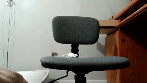 Snapshot of rtor72 chatting on October 1, 5:57 am rtor72 online show from October 1, 5:57 am