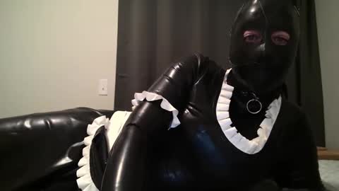 Snapshot of rubber3452 chatting on December 3, 2:03 am rubber3452 online show from December 3, 2:03 am