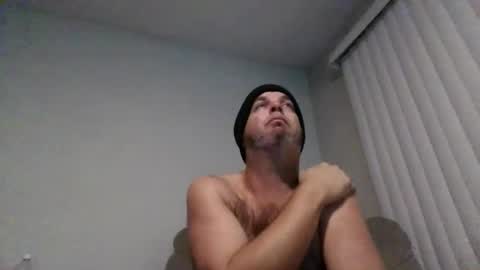 Snapshot of rubbingoneout714 chatting on December 29, 3:00 am rubbingoneout714 online show from December 29, 3:00 am