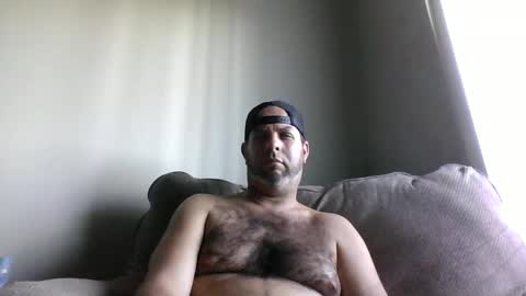 Snapshot of rubbingoneout714 chatting on December 30, 9:40 pm rubbingoneout714 online show from December 30, 9:40 pm