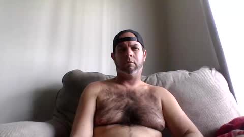 Snapshot of rubbingoneout714 chatting on January 18, 7:37 pm rubbingoneout714 online show from January 18, 7:37 pm