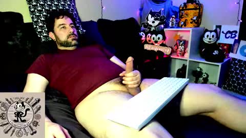 Snapshot of rubenator69 chatting on November 22, 3:00 pm Ruben online show from November 22, 3:00 pm