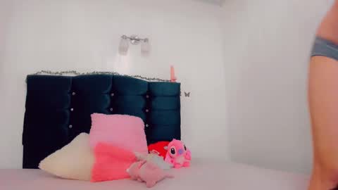 Snapshot of rubi_30 chatting on January 29, 7:22 pm Rubi i love online show from January 29, 7:22 pm