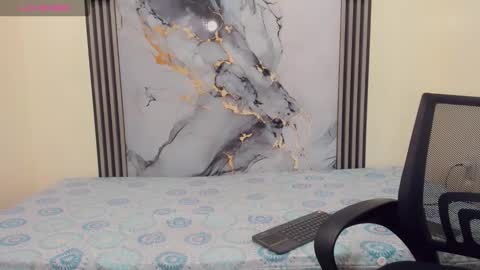 Snapshot of rubi_30 chatting on November 27, 12:18 pm Rubi i love online show from November 27, 12:18 pm