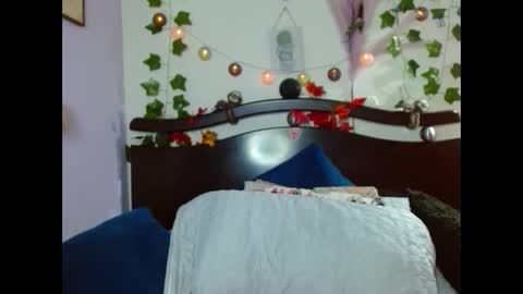 Snapshot of rubi_fox82 chatting on December 14, 5:07 am online show from December 14, 5:07 am