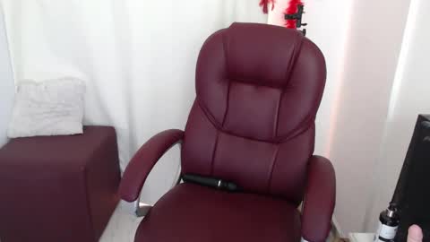 Rubi online show from March 12, 5:52 pm