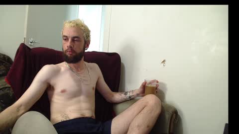 Snapshot of rubitricky chatting on December 15, 4:07 am RubitRicky online show from December 15, 4:07 am