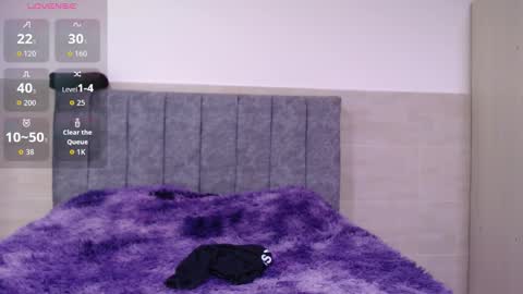 Ruby and Vanie online show from December 21, 7:43 pm