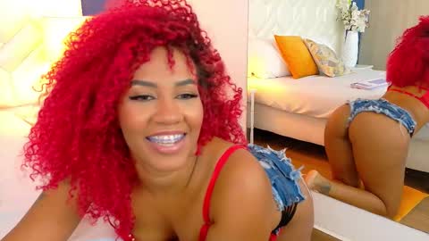 Snapshot of ruby_rogers_ chatting on September 19, 1:23 pm ruby_rogers_ online show from September 19, 1:23 pm