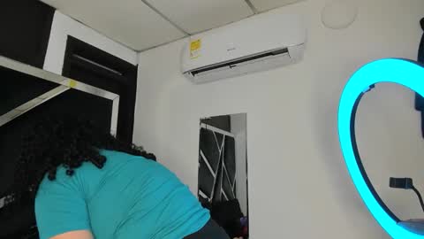 rubyxht online show from December 17, 12:33 pm