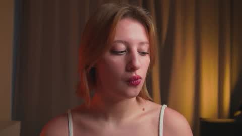 Mila online show from December 1, 4:17 am