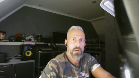 Chico que rico Caliente online show from January 5, 4:06 pm