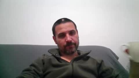 Snapshot of rul3ssuck chatting on December 3, 9:33 am rul3ssuck online show from December 3, 9:33 am