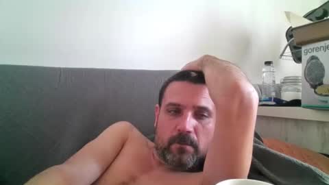 Snapshot of rul3ssuck chatting on November 1, 8:16 am rul3ssuck online show from November 1, 8:16 am