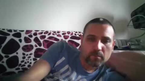 Snapshot of rul3ssuck chatting on November 6, 7:53 am rul3ssuck online show from November 6, 7:53 am