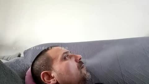 Snapshot of rul3ssuck chatting on December 15, 8:18 am rul3ssuck online show from December 15, 8:18 am