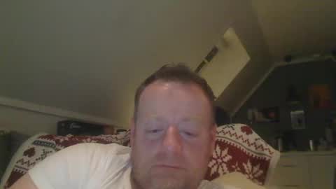 Snapshot of runepetter chatting on January 15, 10:13 pm bignorwegian online show from January 15, 10:13 pm