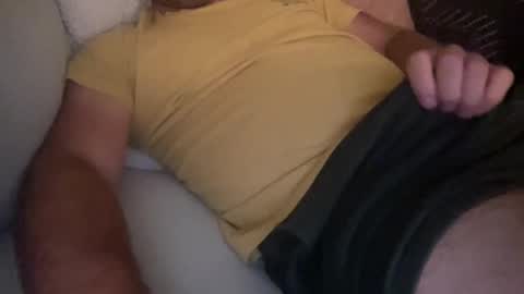 Snapshot of rungriff2323 chatting on October 3, 3:14 am rungriff2323 online show from October 3, 3:14 am