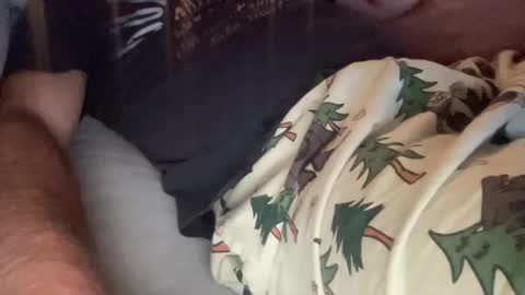 Snapshot of rungriff2323 chatting on December 4, 4:33 am rungriff2323 online show from December 4, 4:33 am