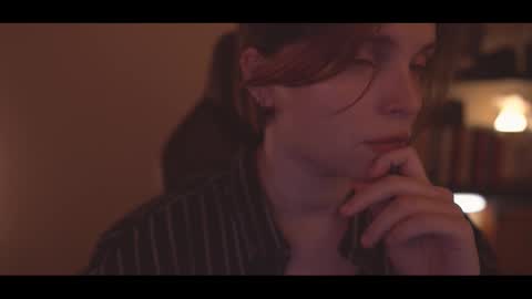 Snapshot of running_with_the_wolves chatting on November 7, 11:49 pm Elena online show from November 7, 11:49 pm