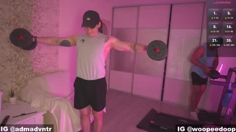 Snapshot of rus_adventure chatting on December 4, 9:29 am Adam online show from December 4, 9:29 am