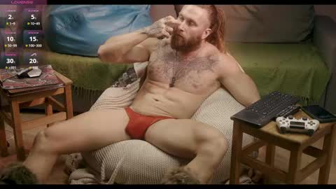 Snapshot of rusbigpaul chatting on February 10, 6:24 pm Paul online show from February 10, 6:24 pm