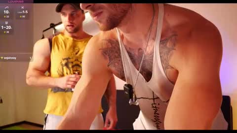 Snapshot of rusbigpaul chatting on October 7, 7:11 pm Paul online show from October 7, 7:11 pm