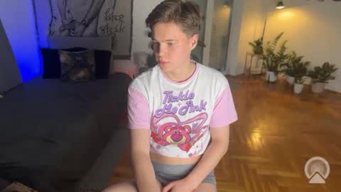 rusbradpitt online show from February 10, 3:38 pm