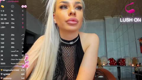 Ava online show from December 17, 12:12 am