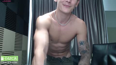 MillionDollarGuy online show from January 24, 5:21 am