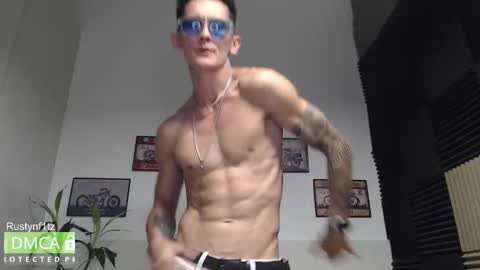 MillionDollarGuy online show from December 19, 12:23 pm