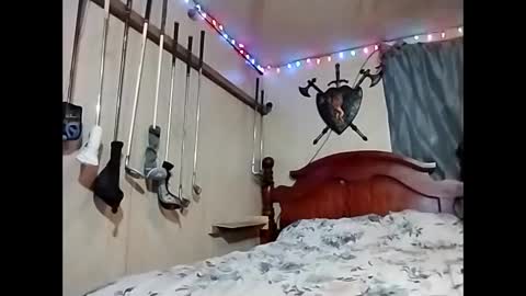 Rusty online show from December 5, 12:52 am