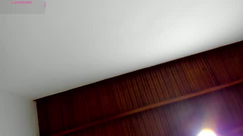 Ruth online show from September 9, 11:43 am