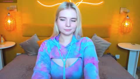 Snapshot of ruthbryant chatting on November 9, 12:53 am ruthbryant online show from November 9, 12:53 am