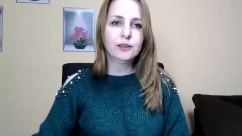 Snapshot of ruthpark chatting on April 21, 11:38 am Ruth online show from April 21, 11:38 am