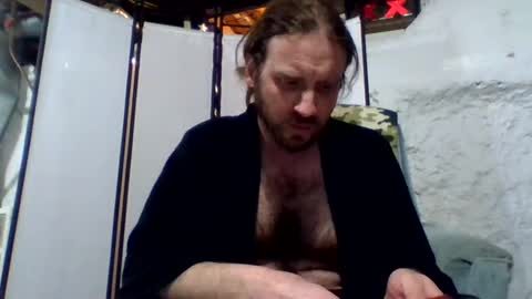 Snapshot of rwb1982 chatting on January 3, 1:27 am rwb1982 online show from January 3, 1:27 am