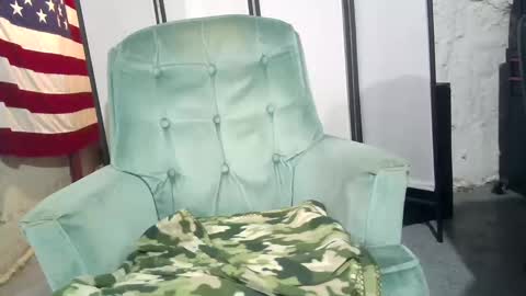 Snapshot of rwb1982 chatting on October 14, 11:38 pm rwb1982 online show from October 14, 11:38 pm